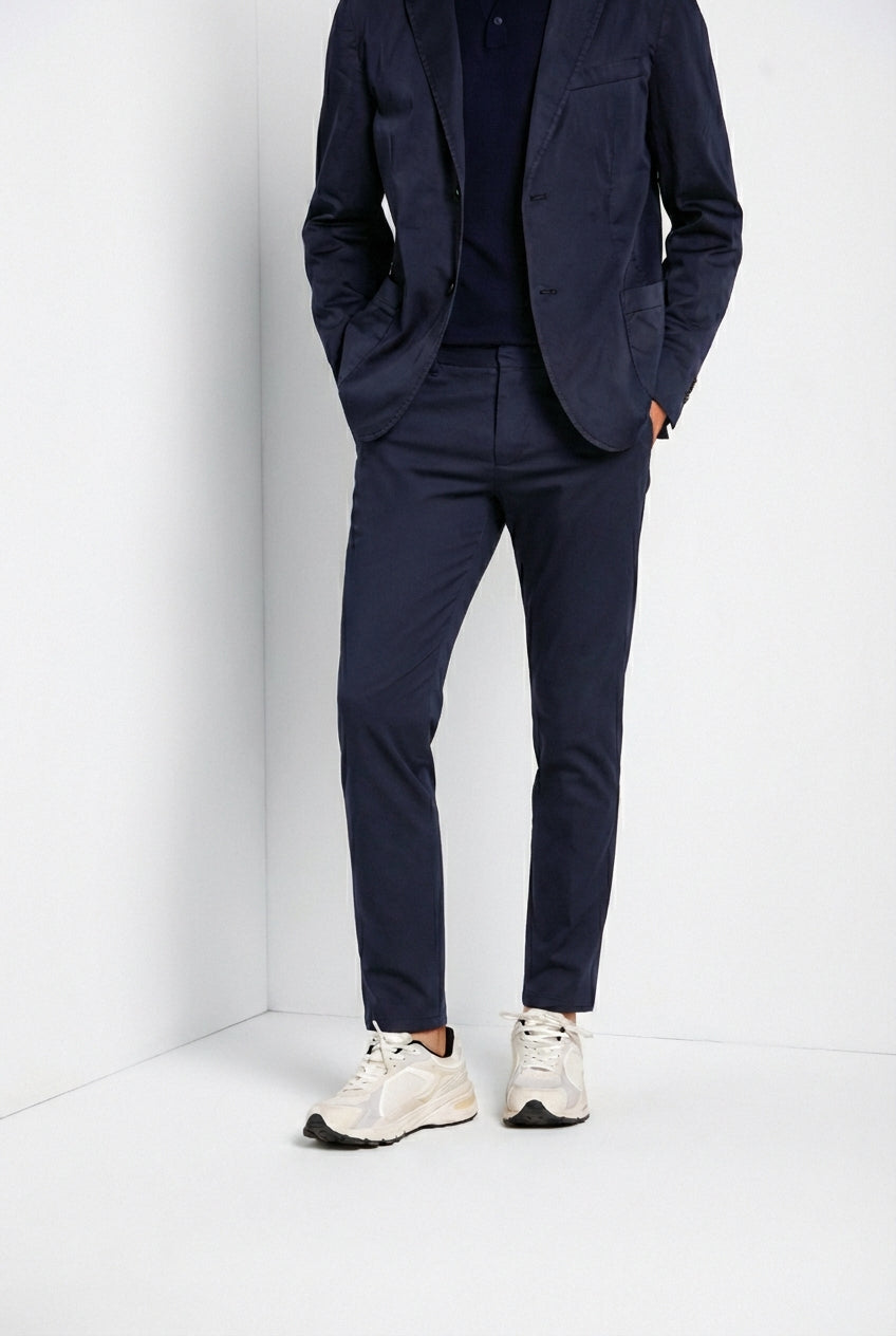 Milano Jogger Travel pantalone chino uomo in raso tecnico travel stretch extra slim fit