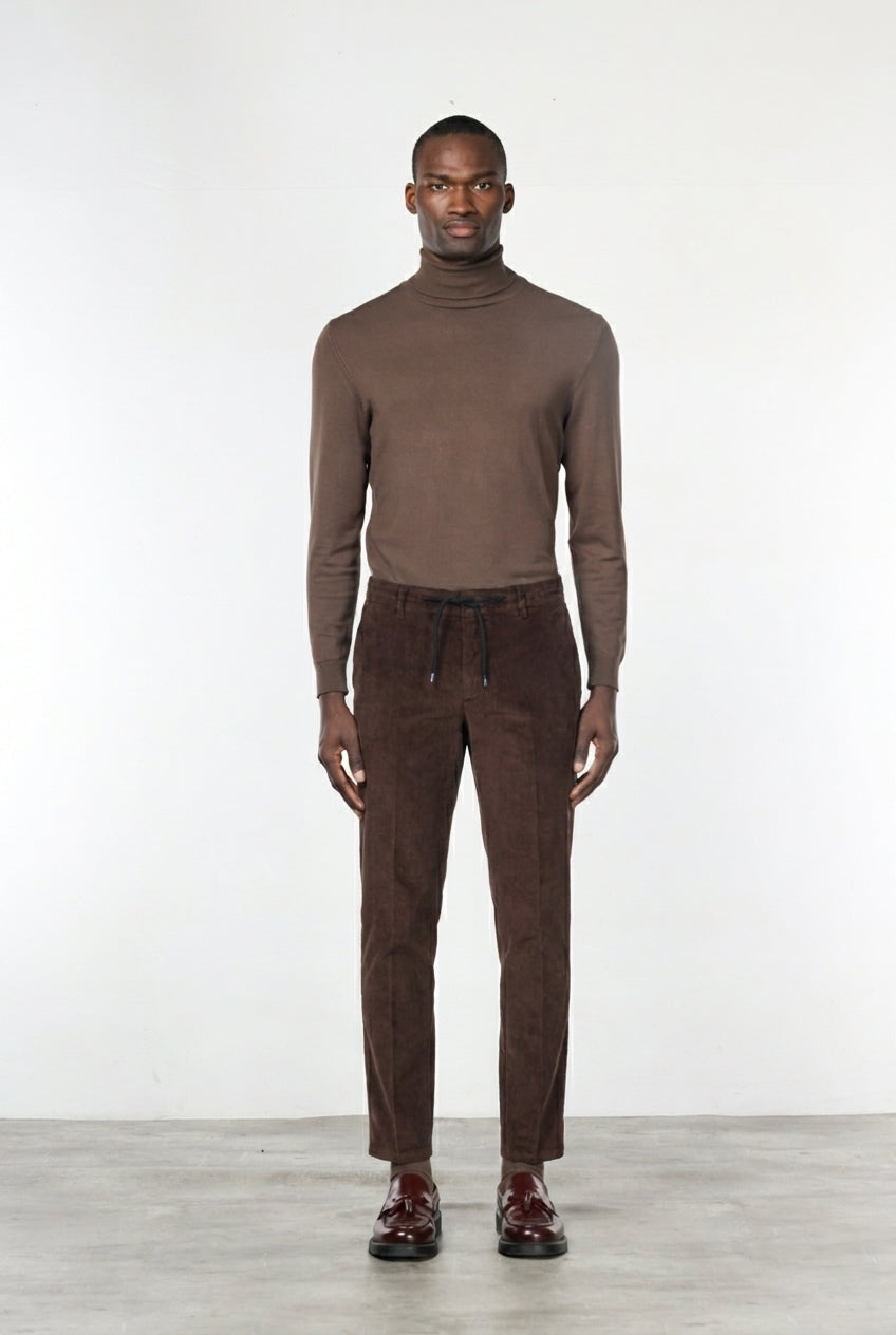 Milano Jogger men’s chino pants in 500-wale corduroy, extra slim fit