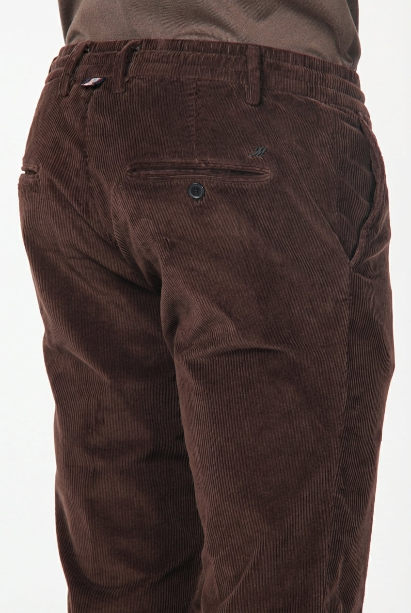 Milano Jogger men’s chino pants in 500-wale corduroy, extra slim fit
