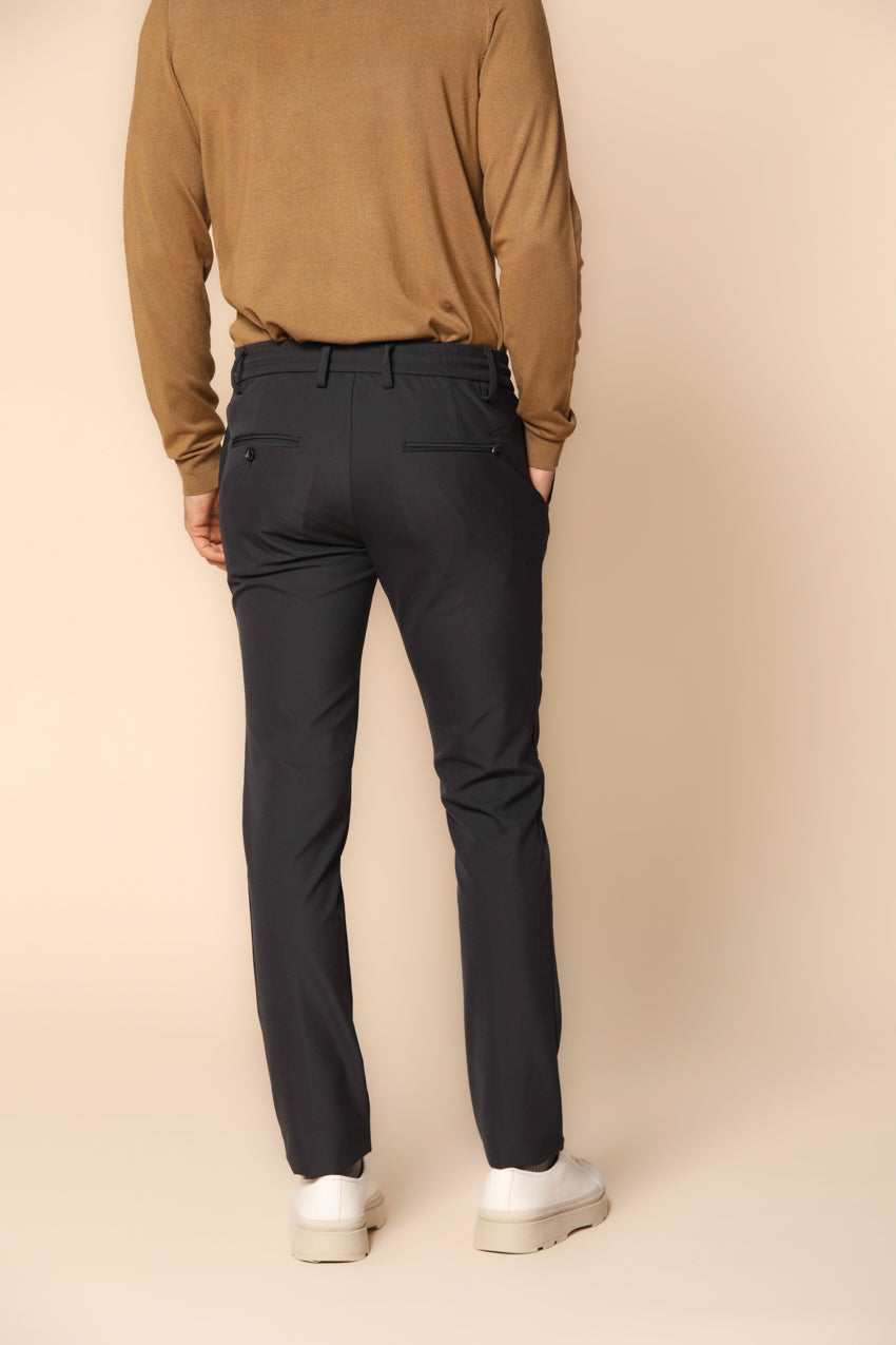 Foto 4 Milano Jogger pantalone chino uomo in jersey tecnico extra slim fit