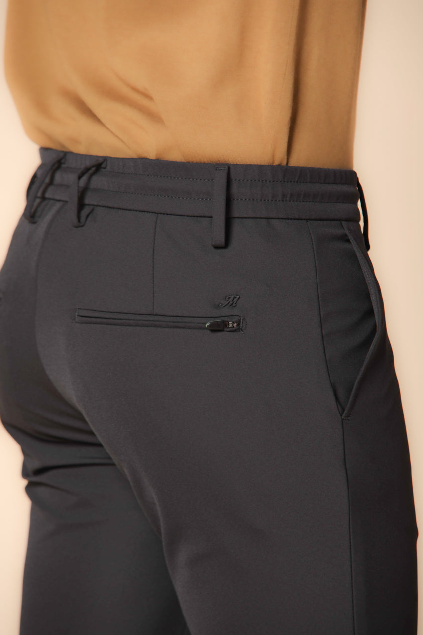 Foto 2 Milano Jogger pantalone chino uomo in jersey tecnico extra slim fit