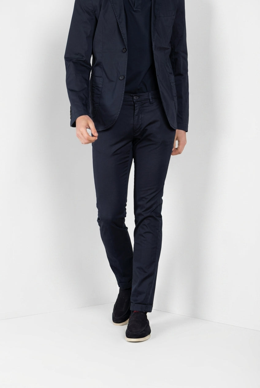 Torino Travel men's chino pants in technical travel stretch satin slim fit