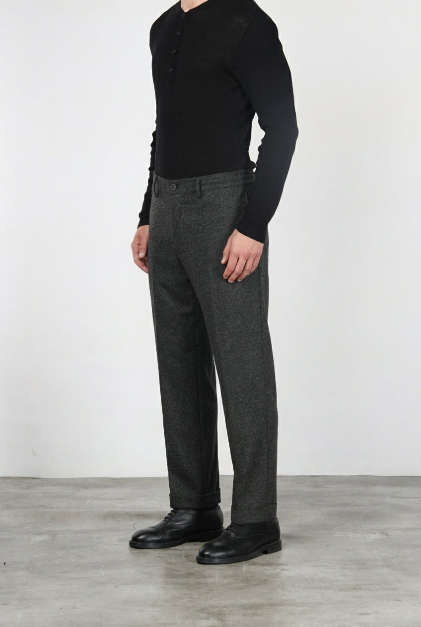 Chelsea men’s chino pants in flannel jersey with relaxed fit