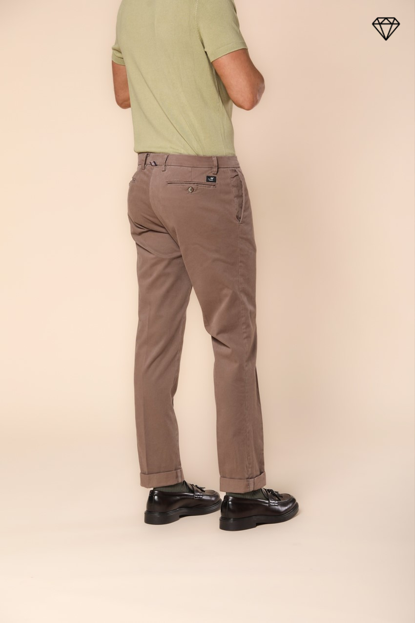 New York Herren Chino Hose aus Gabardine Stretch Regular Fit ①.