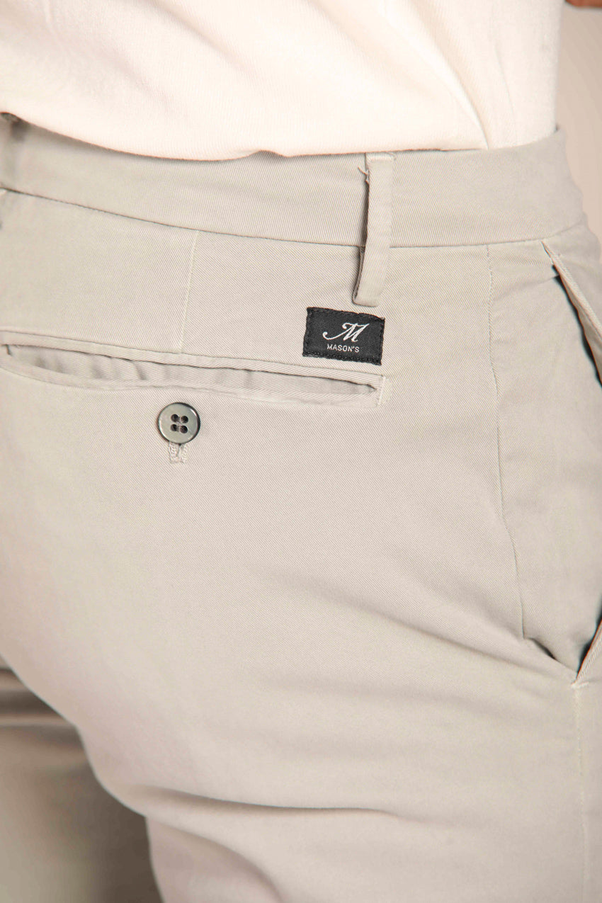 immagine 3 di pantalone chino uomo modello New York, di colore celestino fit regular di Mason's