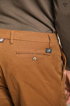 Foto 2 New York pantalone chino uomo in gabardina stretch regular fit ①