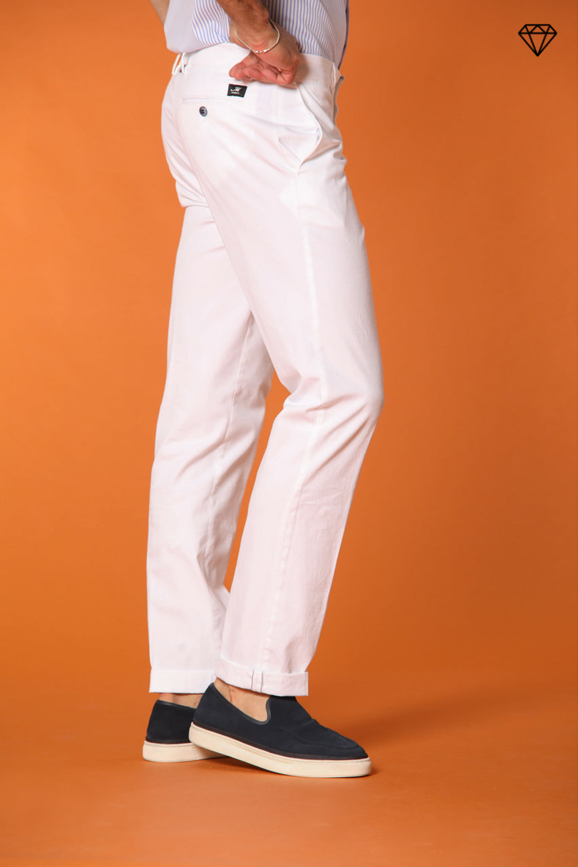 New York men's chino pants in stretch satin regular fit ①