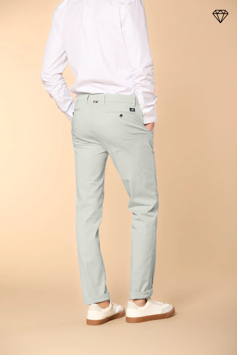 New York men's chino pants in stretch satin regular fit  ①