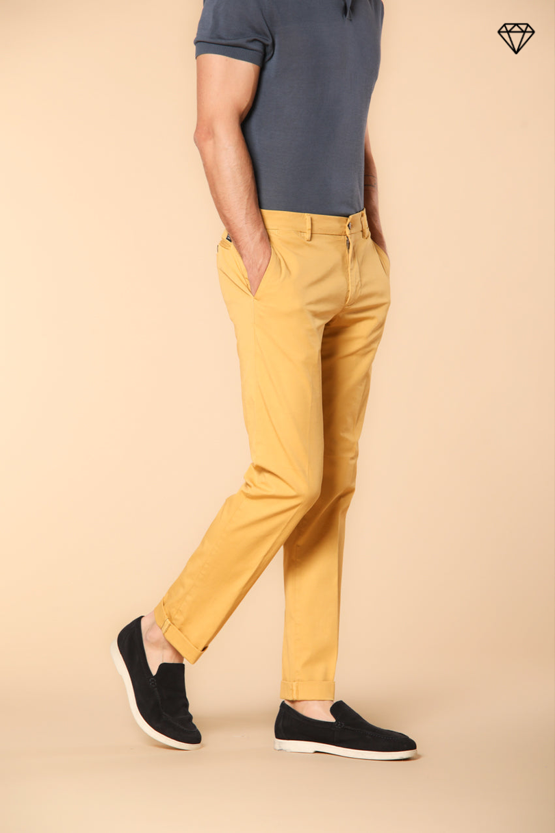 New York pantalon chino homme en satin stretch regular fit ①