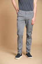 New York City pantalon chino homme en twill de coton pima léger stretch regular fit 