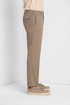 New York men's chino pants in stretch gabardine regular fit ①