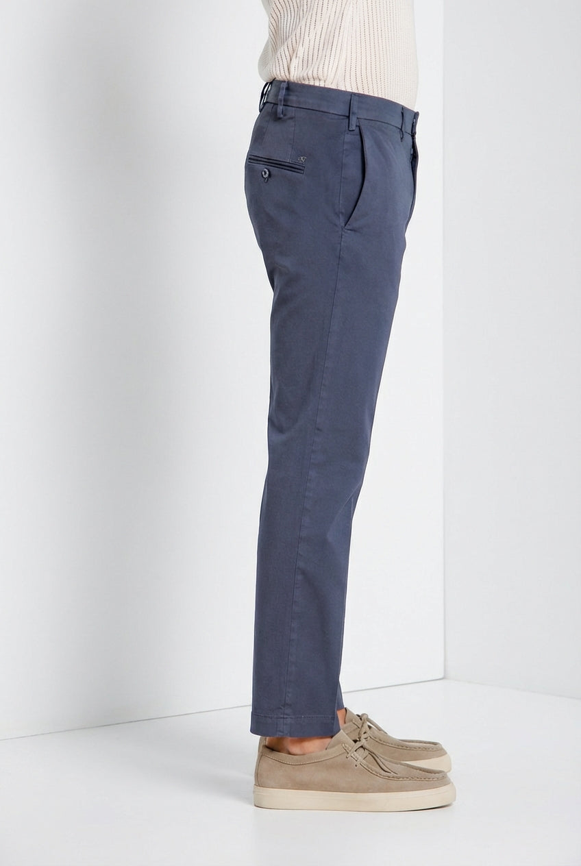 New York men's chino pants in stretch gabardine regular fit ①
