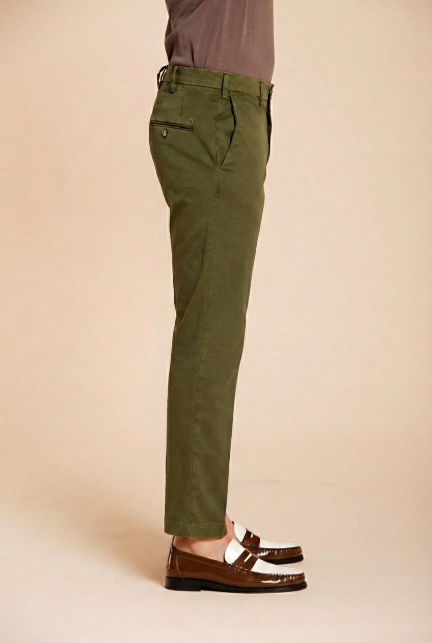 New York men's chino pants in stretch gabardine regular fit ①