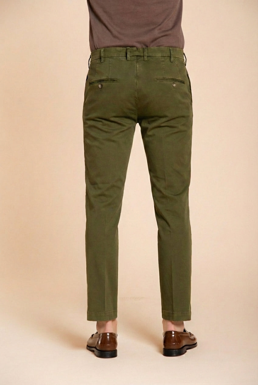 New York men's chino pants in stretch gabardine regular fit ①