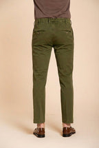 New York men's chino pants in stretch gabardine regular fit ①