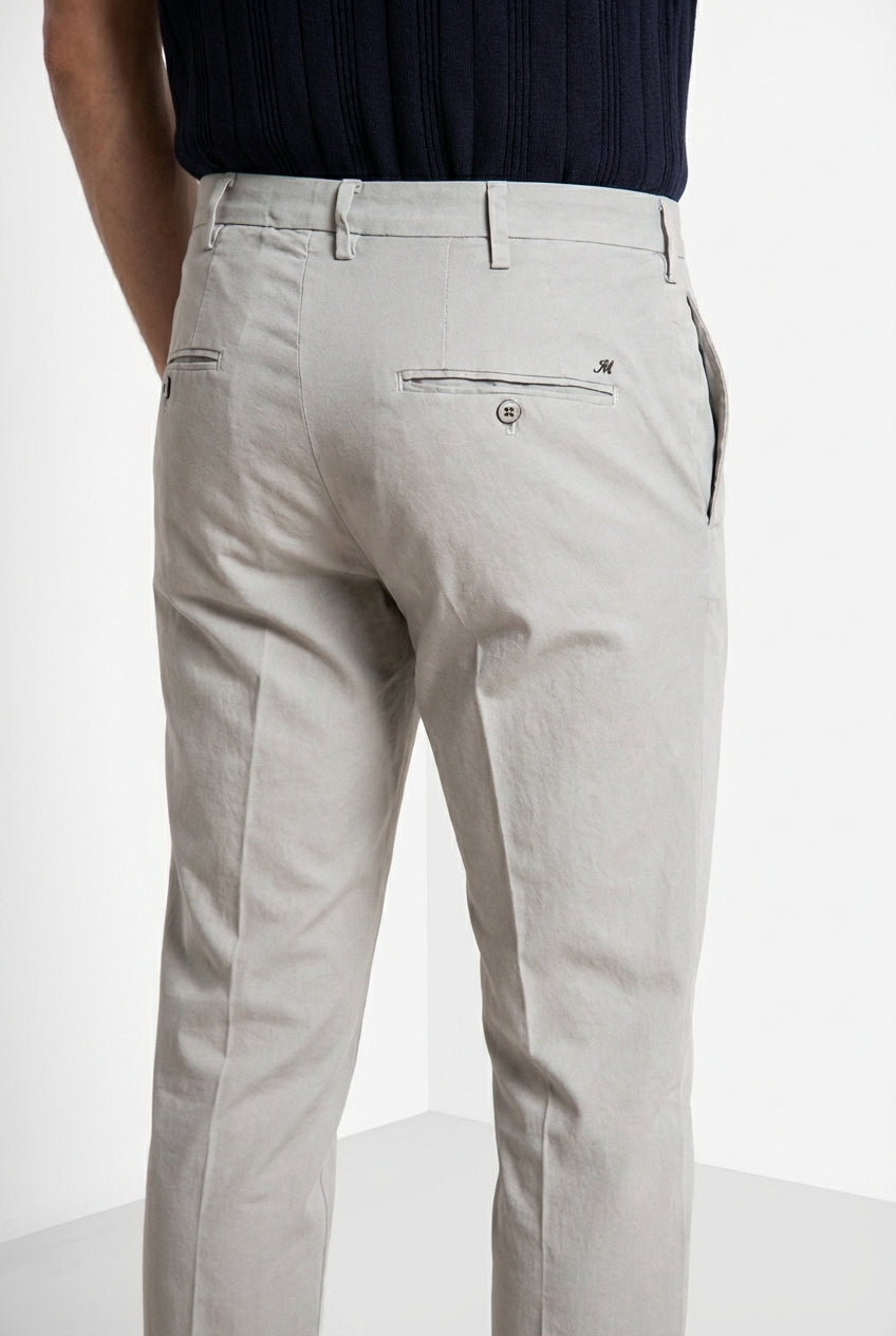 New York men's chino pants in stretch gabardine regular fit ①