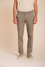 New York men's chino pants in stretch gabardine regular fit ①