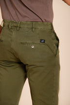 New York pantalon chino homme en gabardine stretch regular fit ①