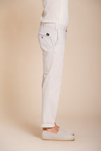 New York men's chino pants in stretch gabardine regular fit ①