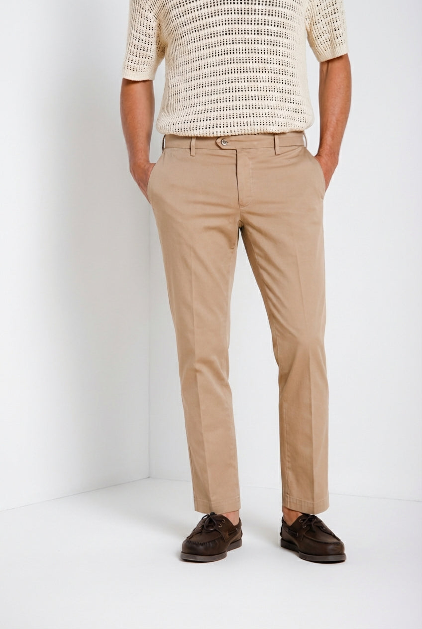 New York men's chino pants in stretch gabardine regular fit ①
