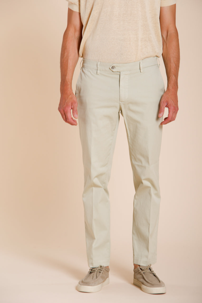 New York men's chino pants in stretch gabardine regular fit ①