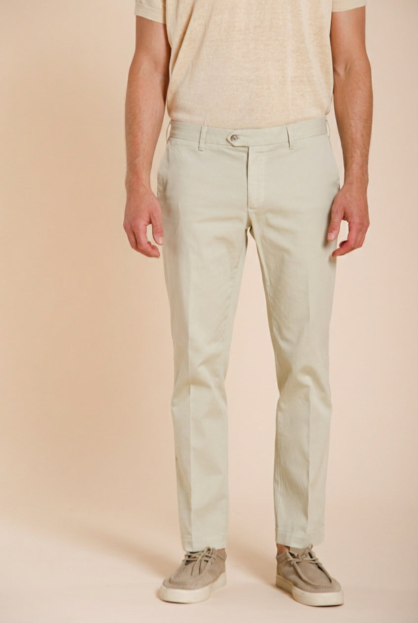 New York men's chino pants in stretch gabardine regular fit ①