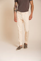 New York men's chino pants in stretch gabardine regular fit ①