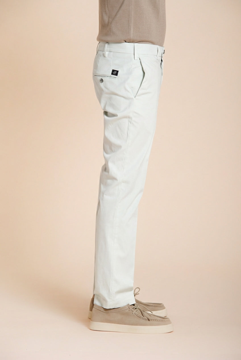 New York men's chino pants in stretch gabardine regular fit ①