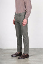 New York pantalone chino uomo in gabardina stretch regular fit ①