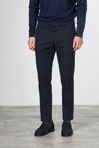 New York pantalone chino uomo in twill di cotone e cashmere regular fit