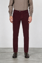 New York Chinohose für Herren aus stretchigem 2000-Rippen-Samt mit regular fit ①
