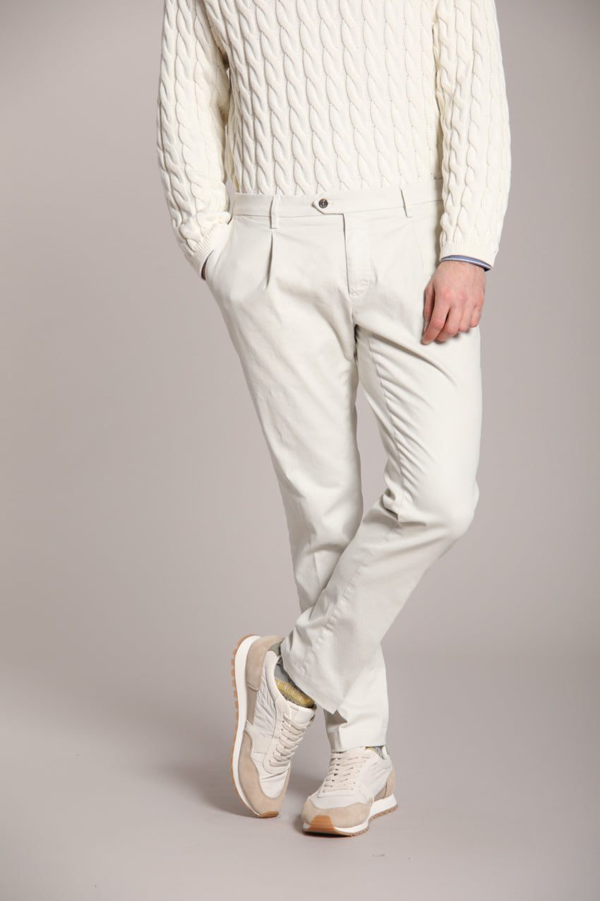 Foto 1 New York Time 1 Pinces pantalone chino uomo in gabardina regular fit