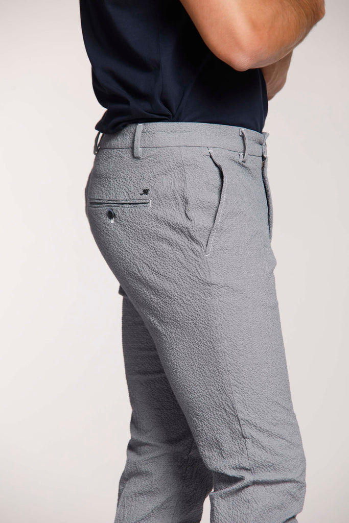 Milano Style man chino pants in seersucker cotton extra slim