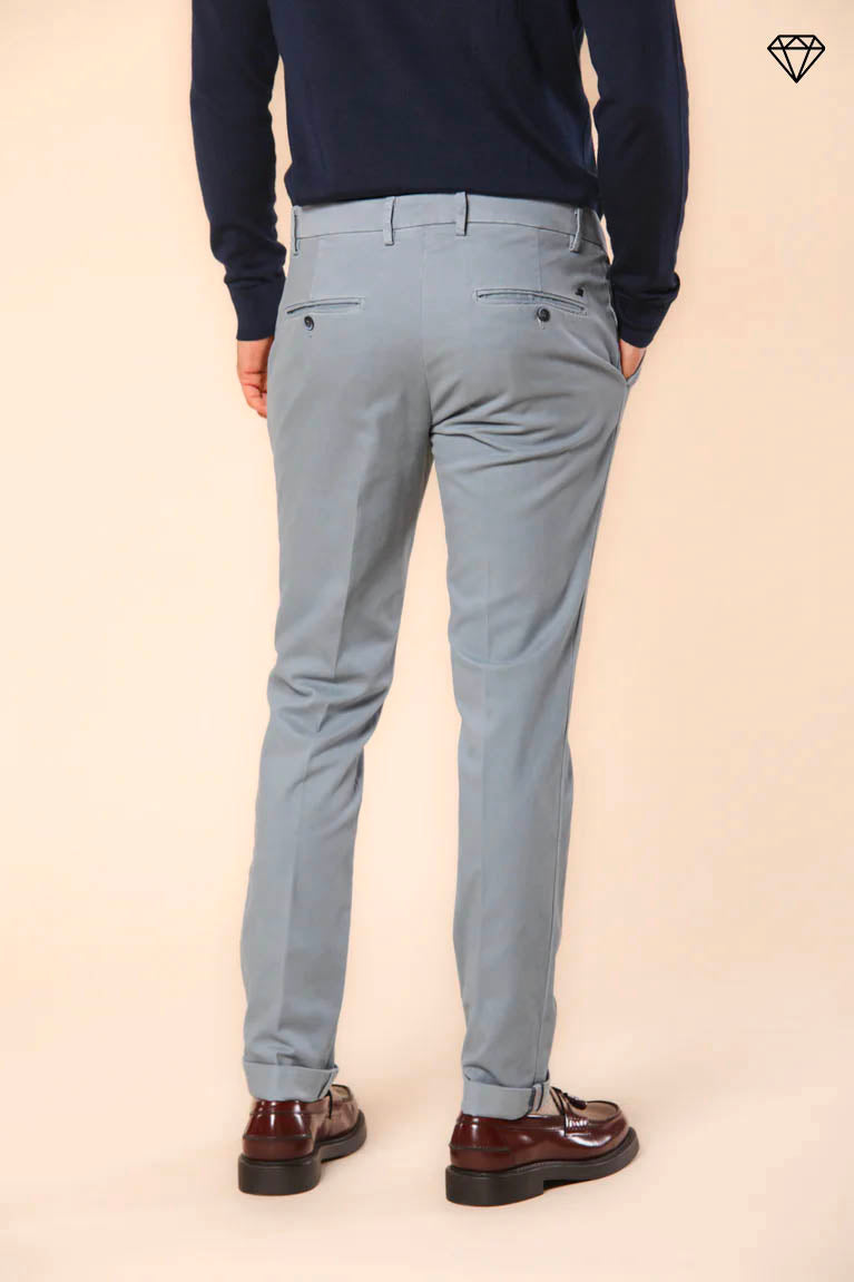 Milano pantalone chino uomo in gabardina stretch extra slim fit ①