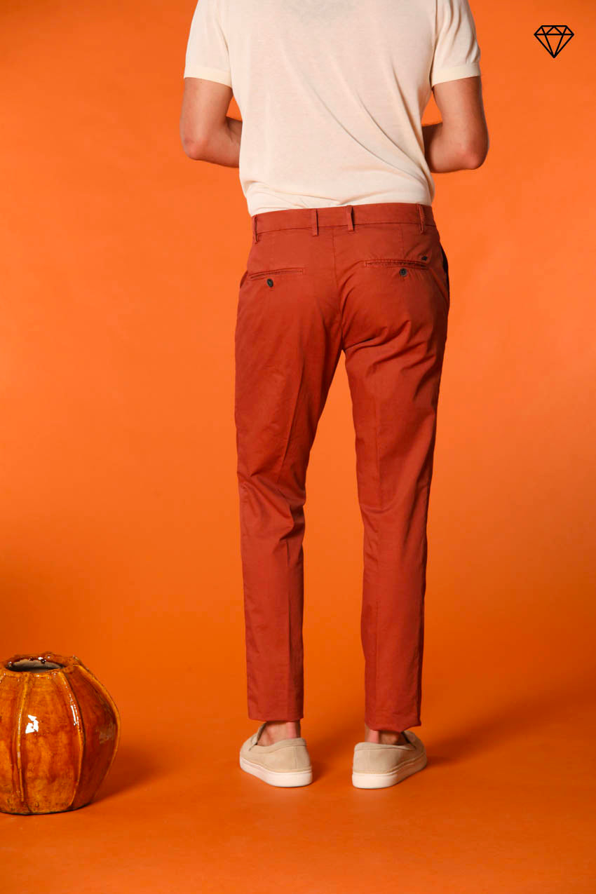 Milano Pantalon chino homme en Coton Pima Extra slim fit ①