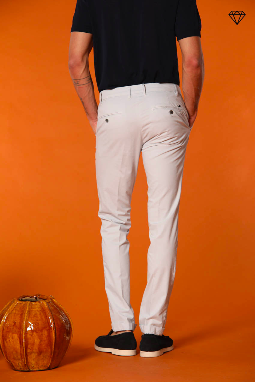 Milano Pantalon chino homme en Coton Pima Extra slim fit ①