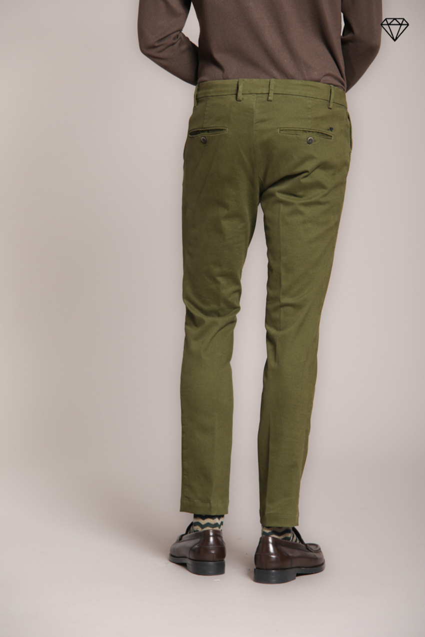 Milano pantalone chino uomo in gabardina stretch extra slim fit ①
