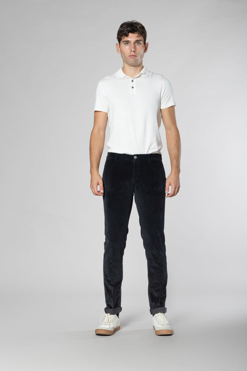 Milano men's chino pants in 500-line corduroy extra slim fit