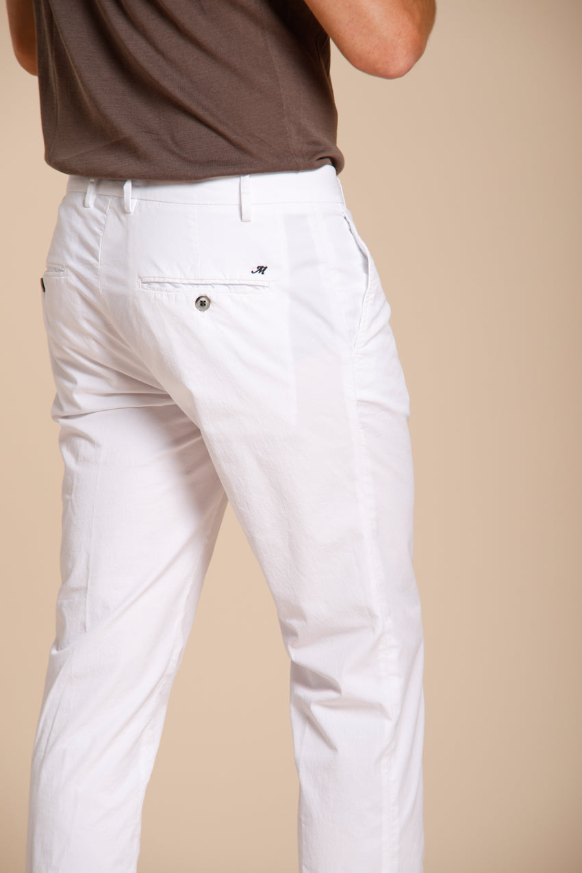 Milano pantalone chino uomo in gabardina stretch extra slim fit ①