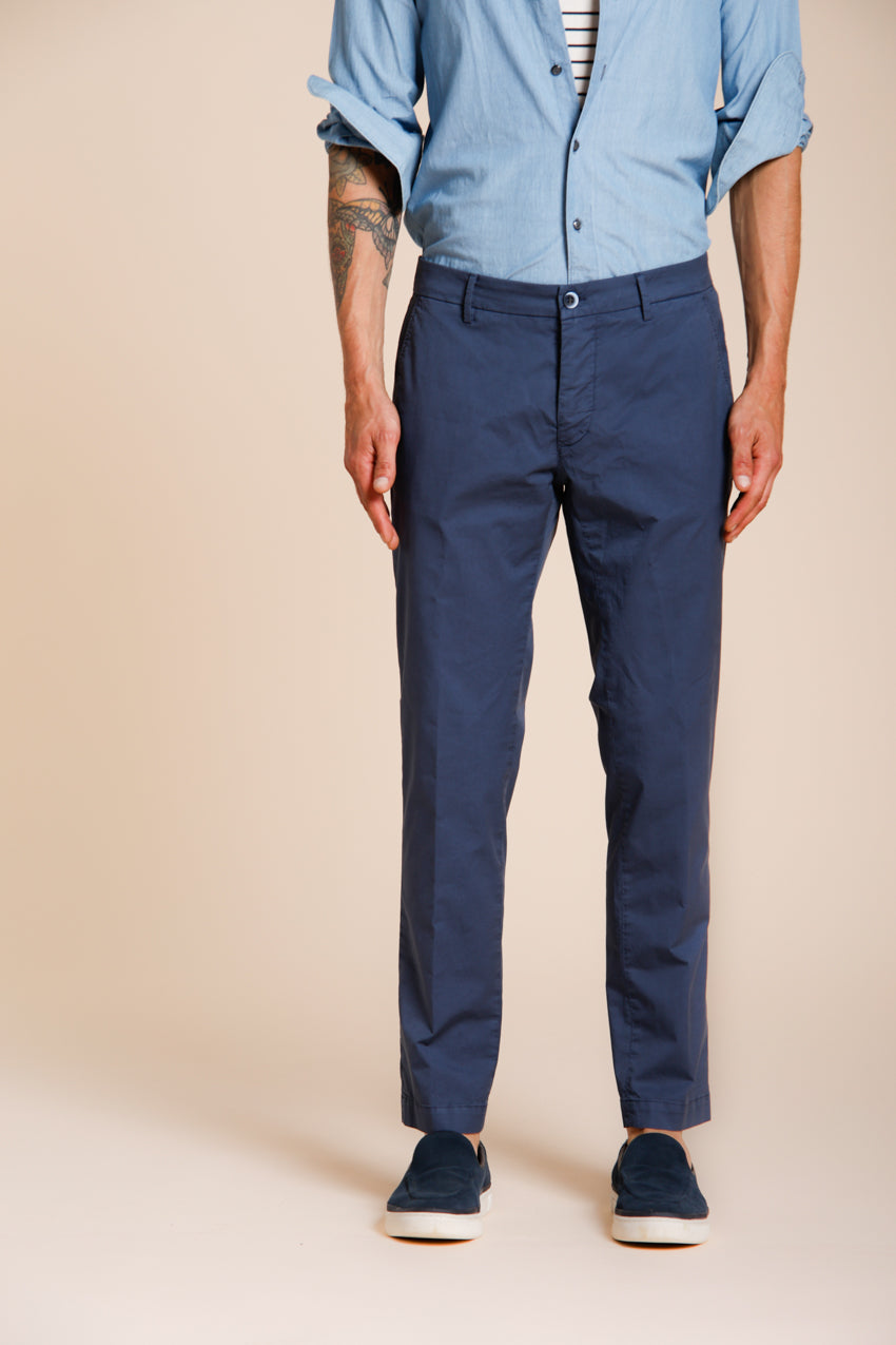 Milano pantalone chino uomo in gabardina stretch extra slim fit ①