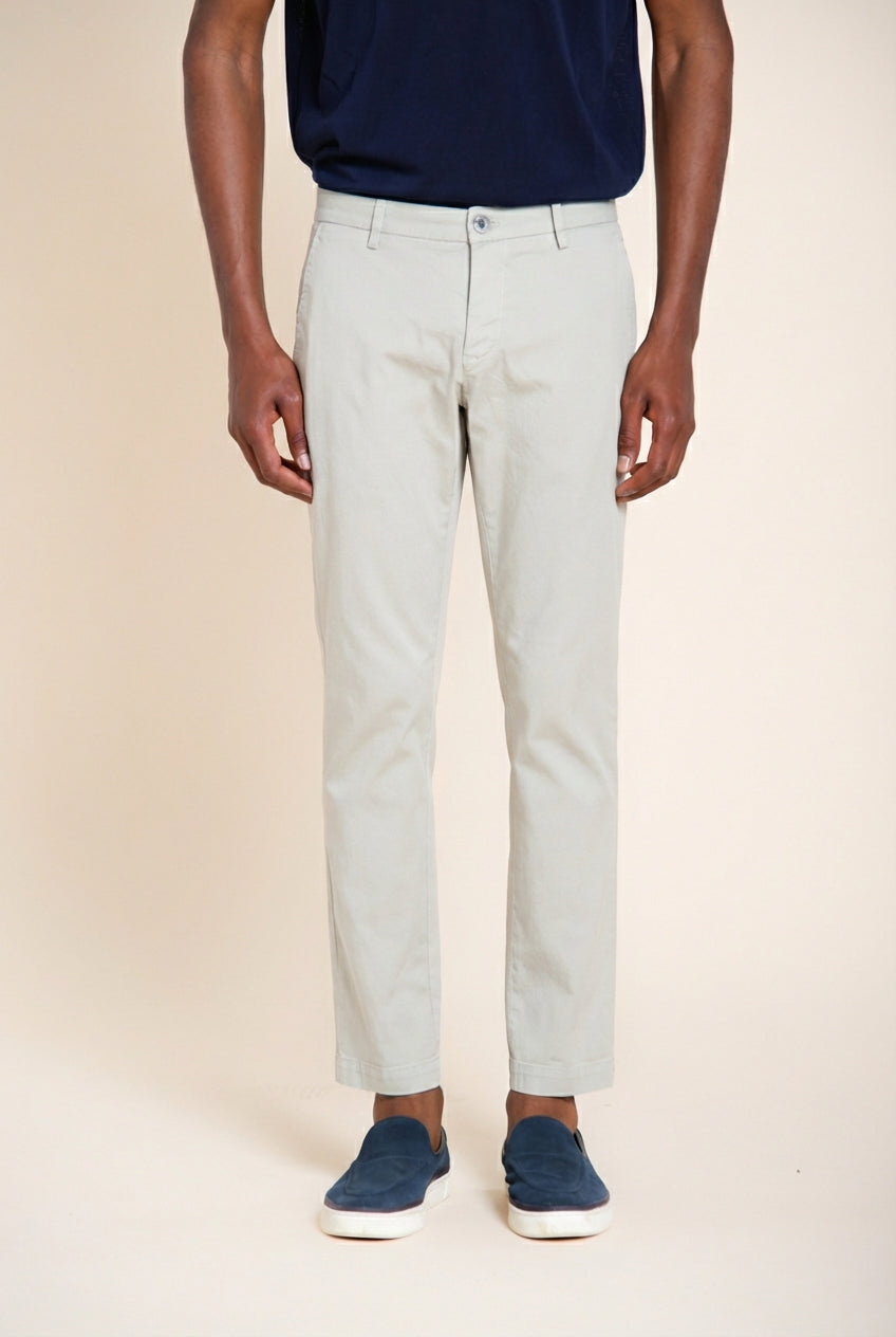 Milano pantalon chino homme en gabardine stretch extra slim fit ①