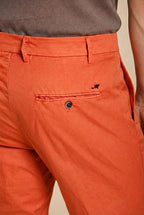 Milano pantalon chino homme en gabardine stretch extra slim fit ①