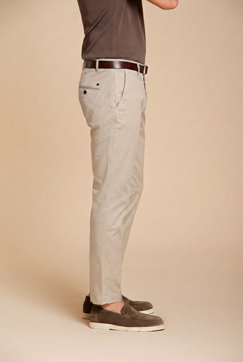 Milano pantalon chino homme en gabardine stretch extra slim fit ①