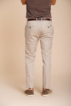 Milano pantalone chino uomo in gabardina stretch extra slim fit ①