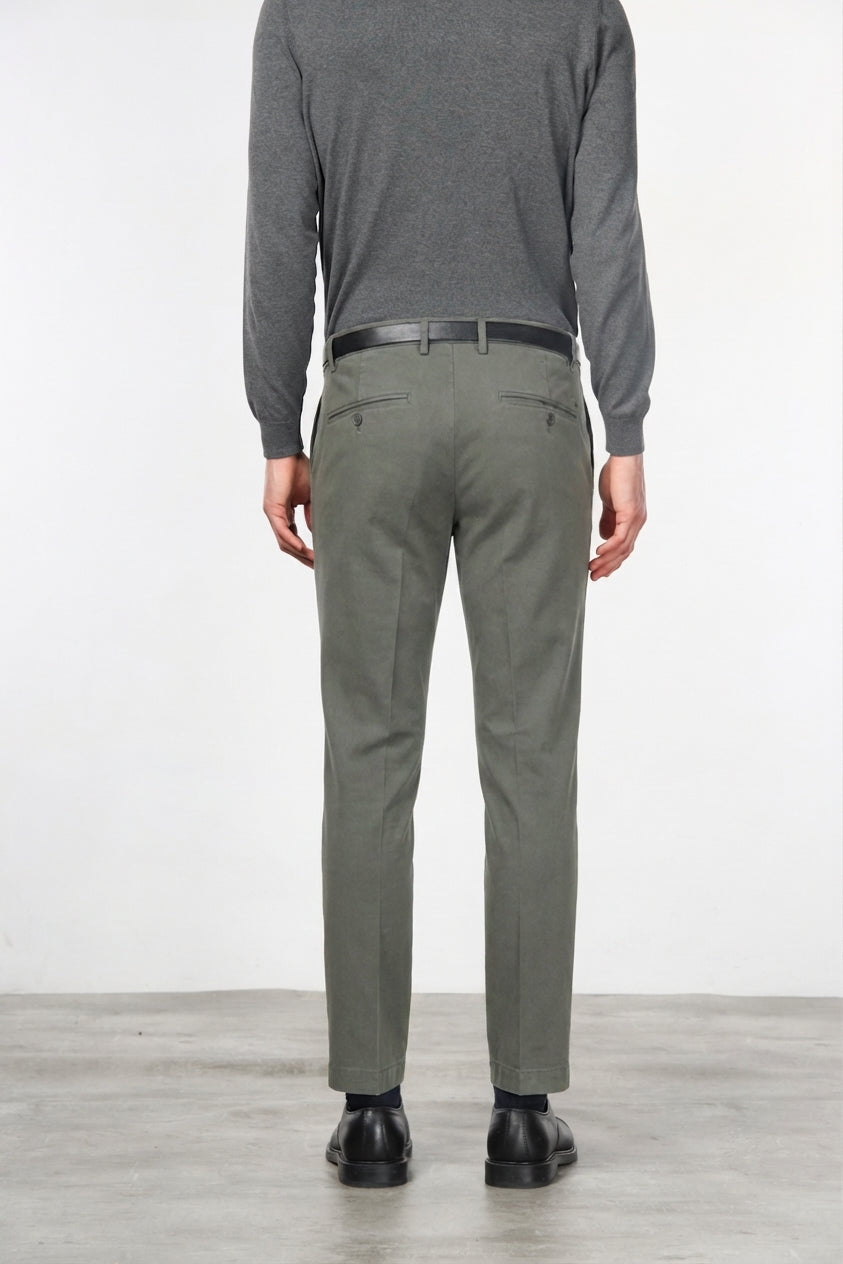 Milano chino pants for men in stretch gabardine, extra slim fit ①