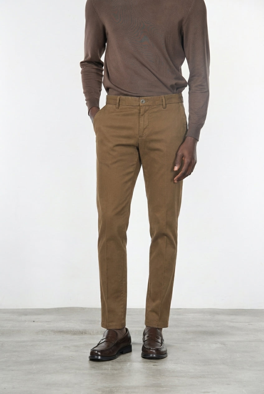 Milano chino pants for men in stretch gabardine, extra slim fit ①