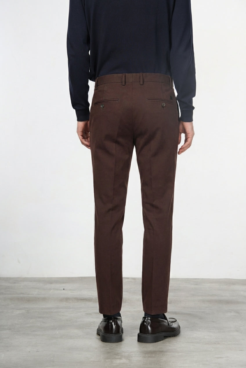 Milano pantalone chino uomo in gabardina stretch extra slim fit ①