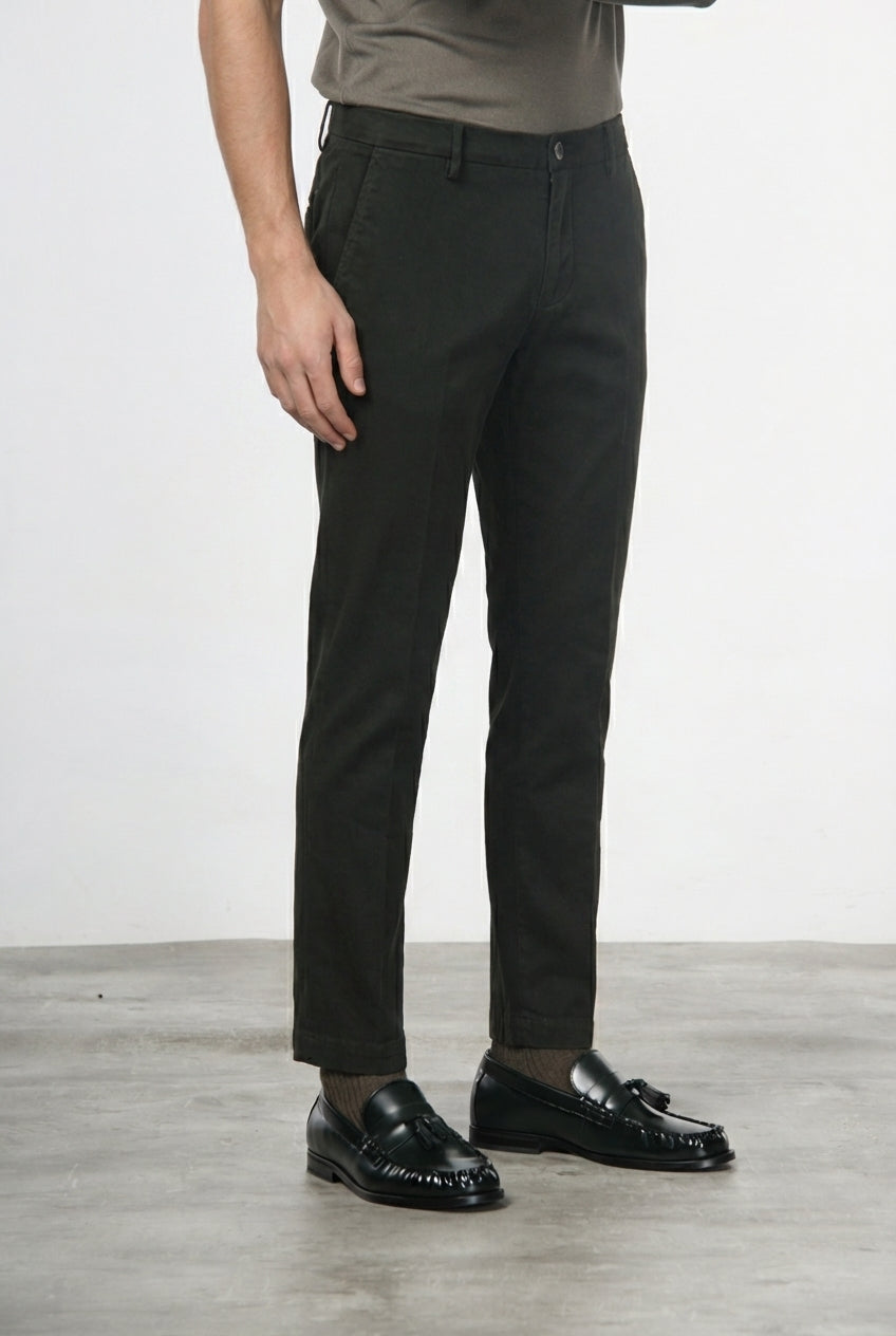 Milano men’s chino pants in stretch gabardine, extra slim fit ①
