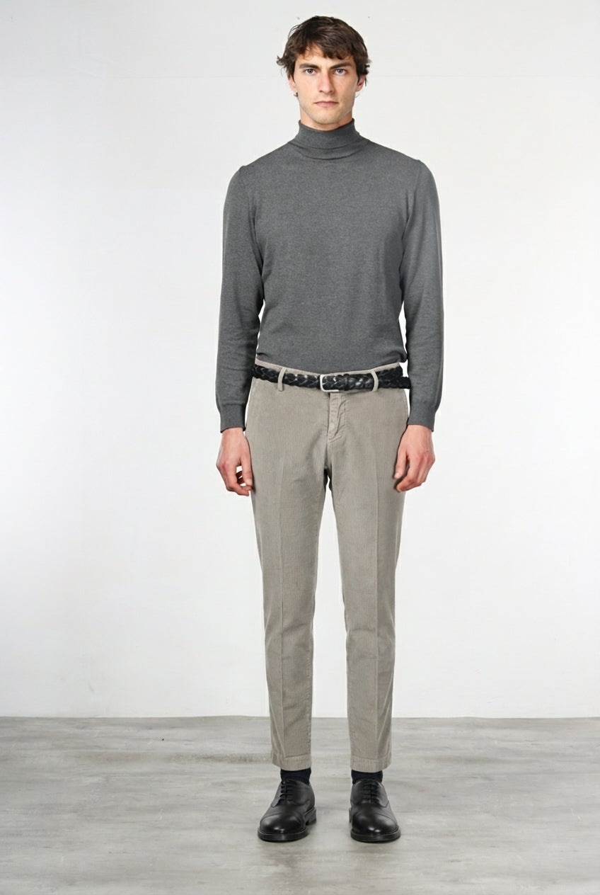 Milano men’s chino pants in 500-wale corduroy, extra slim fit ①