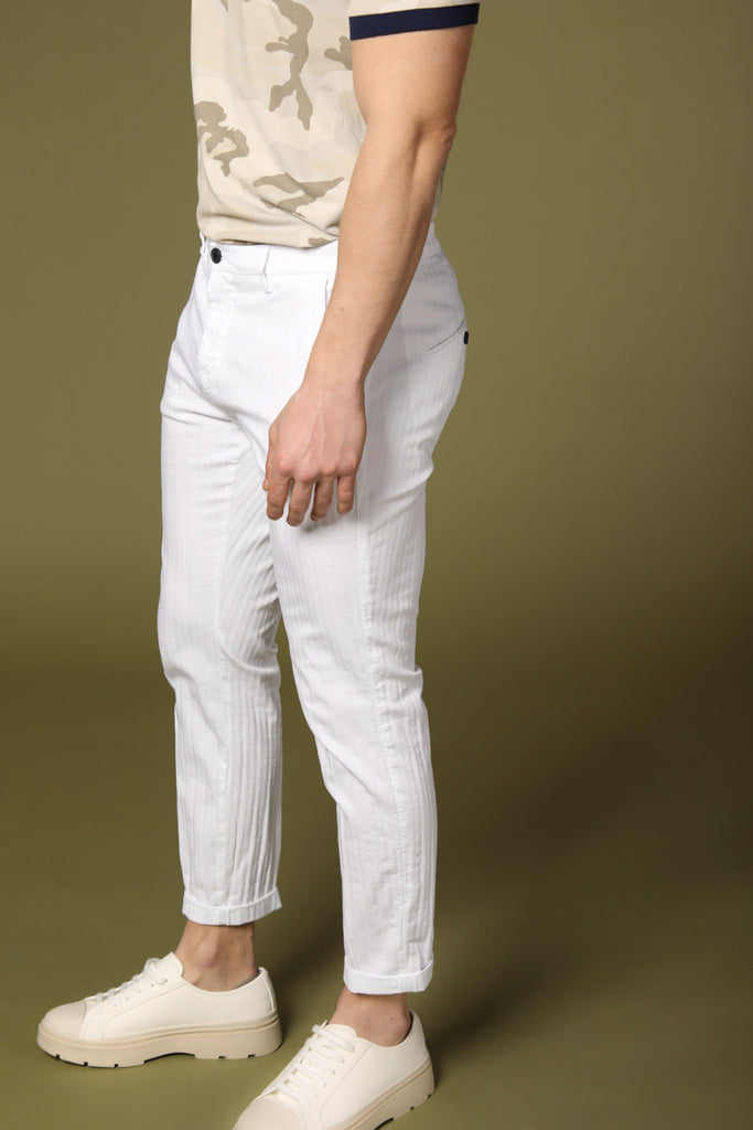 Image 2 of men's Osaka Style chino pants, white, carrot fit by Mason's